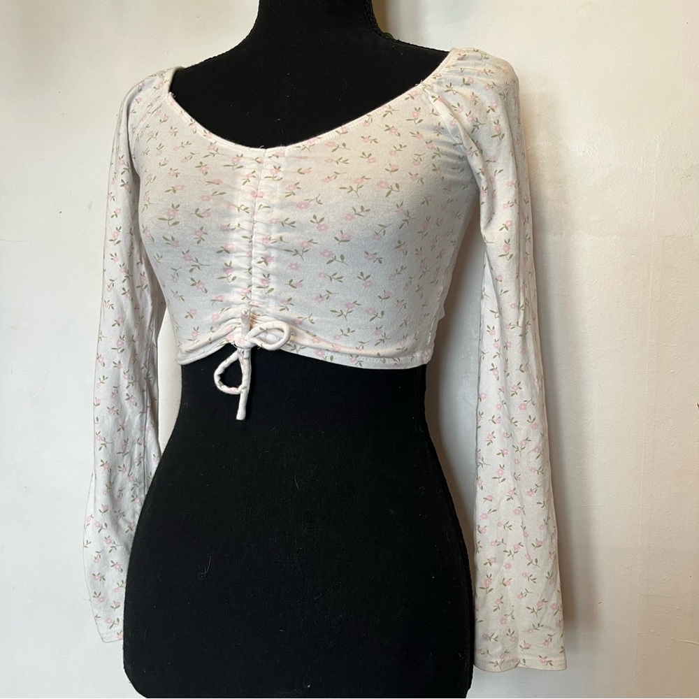 Pacsun Floral Ruched Long Sleeve Crop Top - Picture 2 of 6